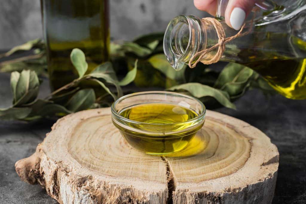 How to Taste Olive Oil in 3 Easy Steps