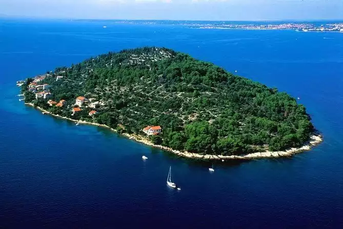 Zadar Archipelago Island - Hopping Private Boat Tour