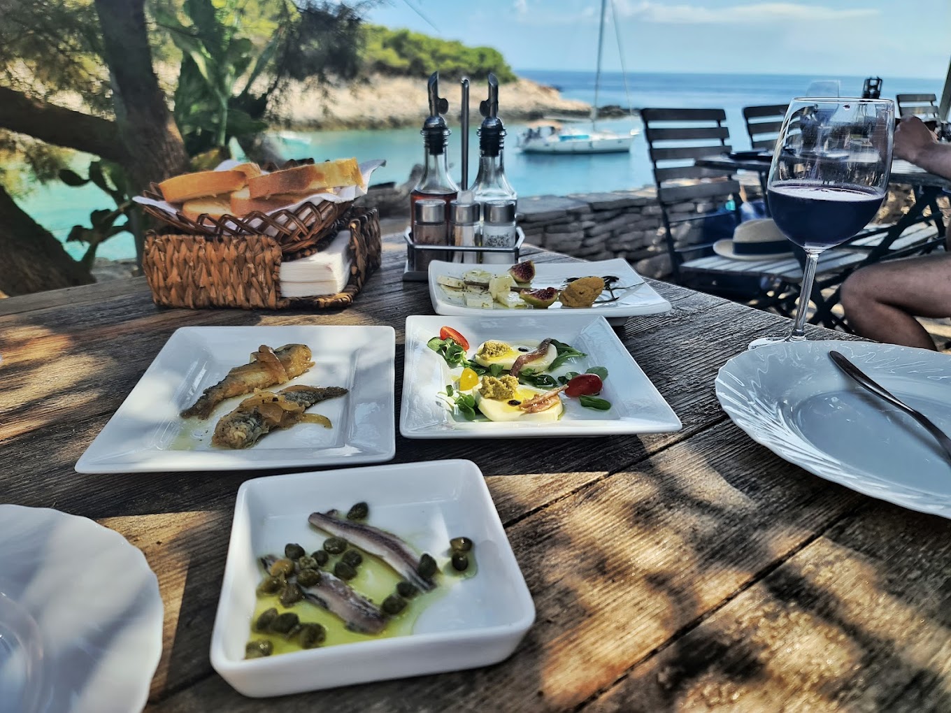 Image of seafood and a sea panoramic view from Konoba Senko on Vis Island