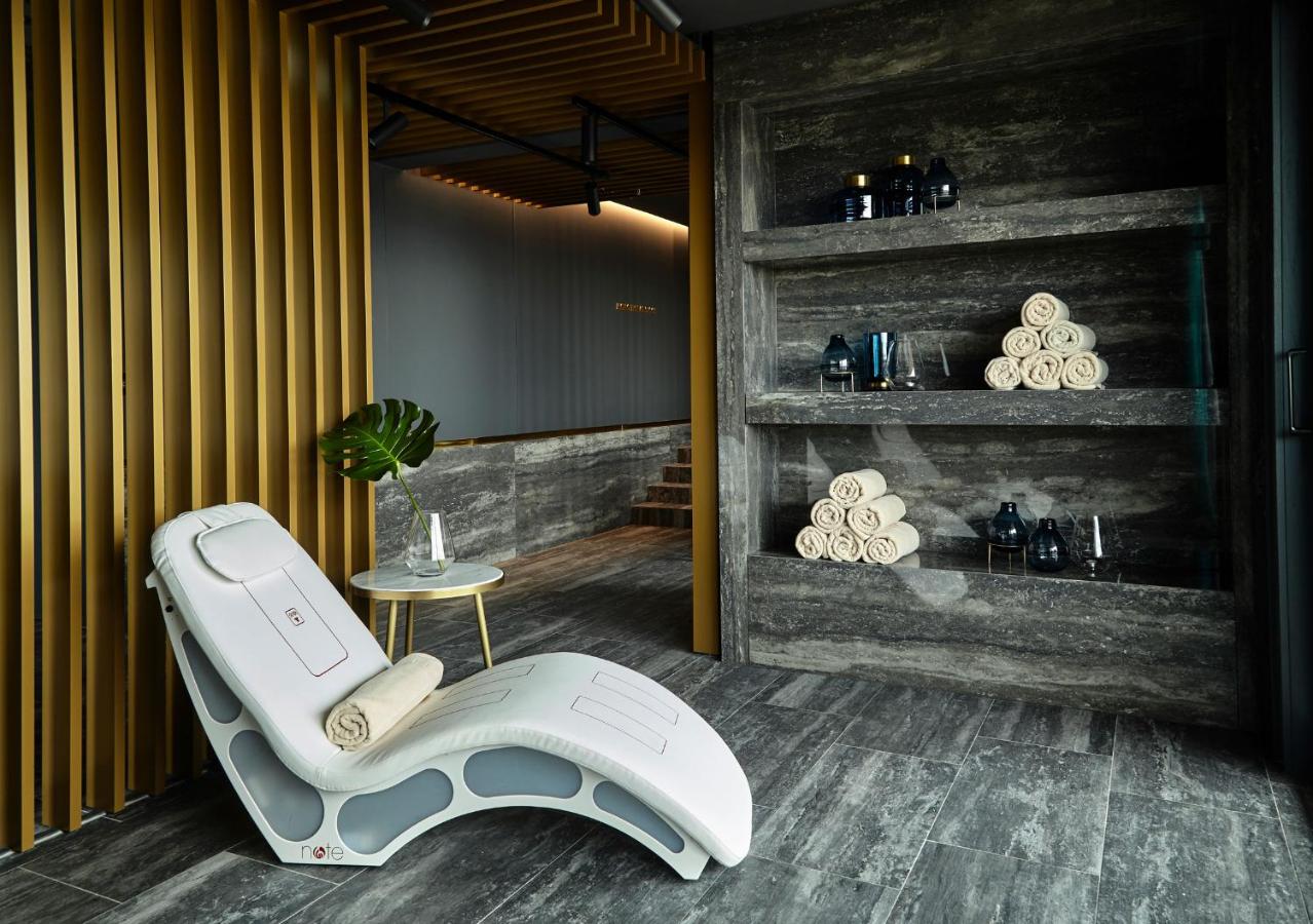 Image shows interior of wellness and spa room in Ikador hotel