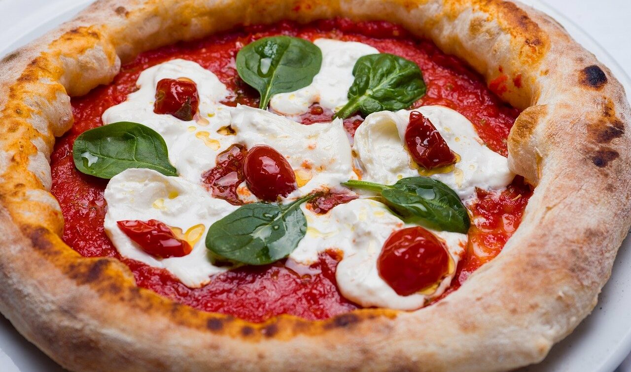 Image of pizza napoletana