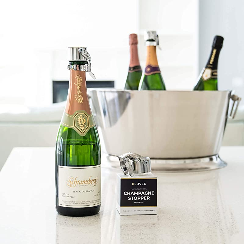 Image of sparkling wines with Kloveo champagne stopper