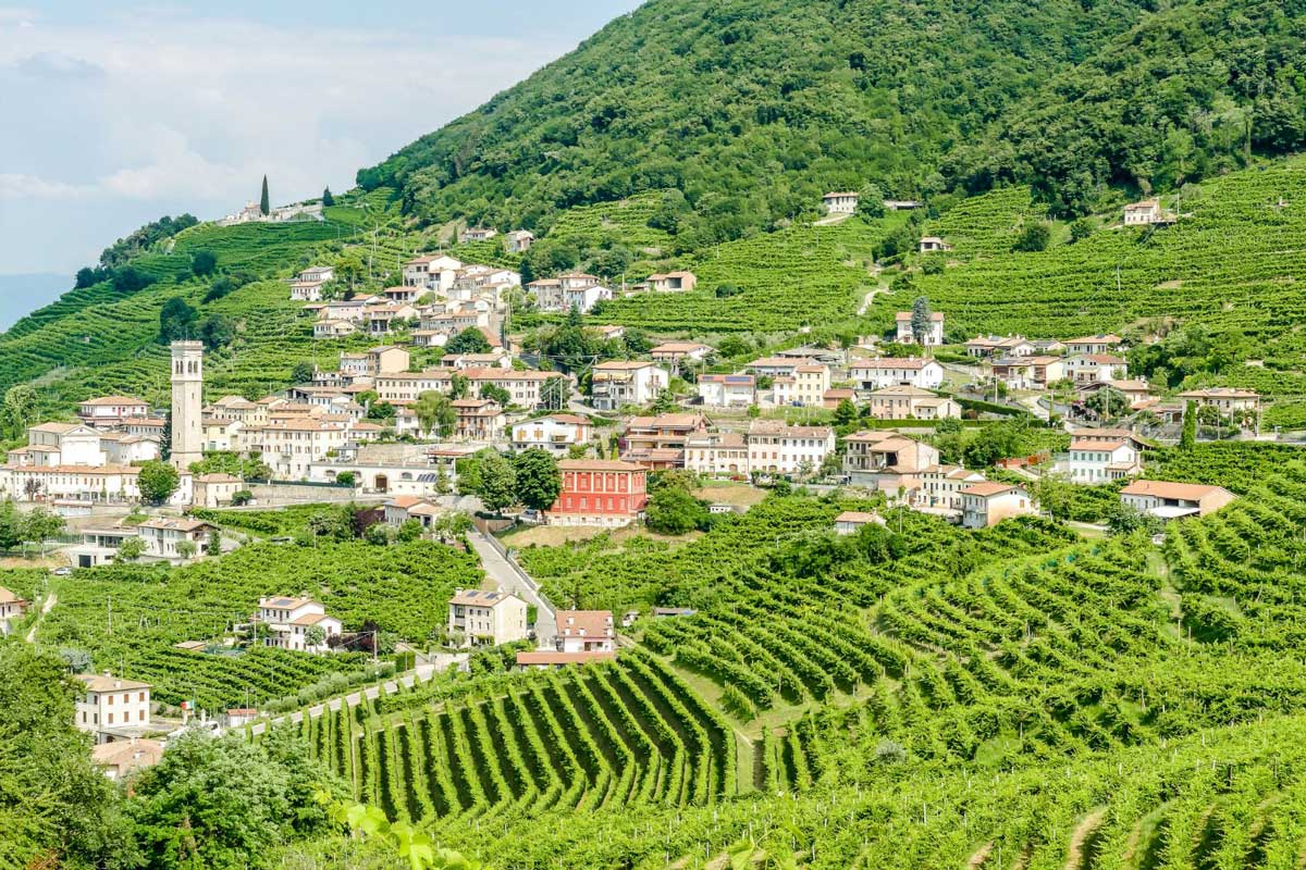 Prosecco-Method---How-is-Charmat-Sparkling-wine-made-Prosecco-county