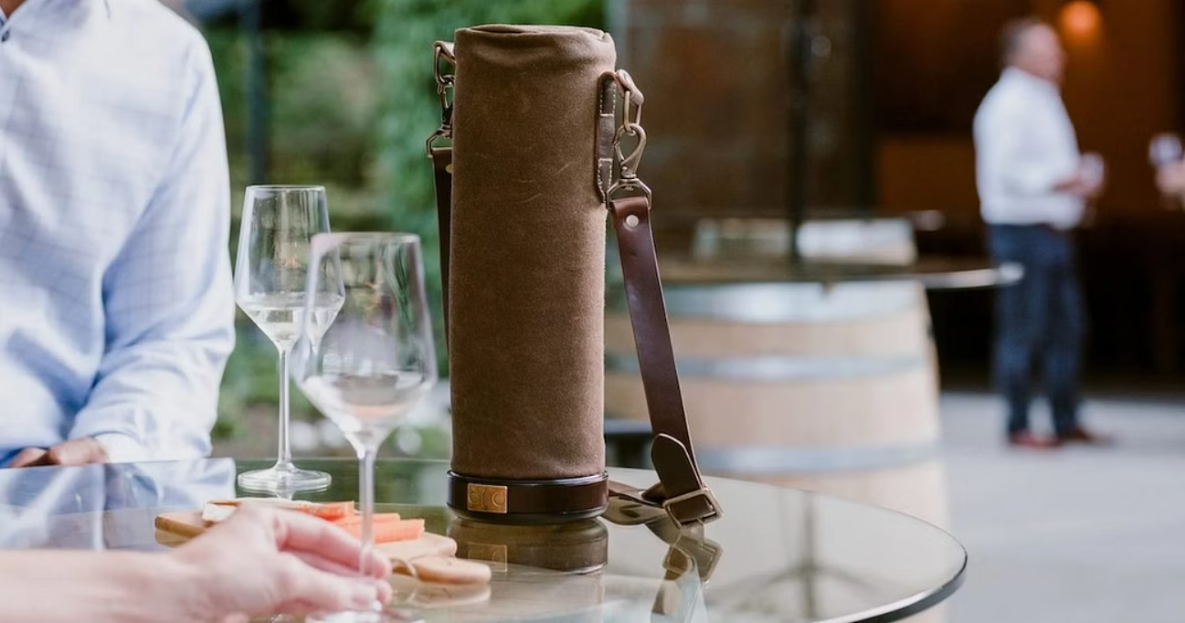 Featured image of wine bag Vinarmour
