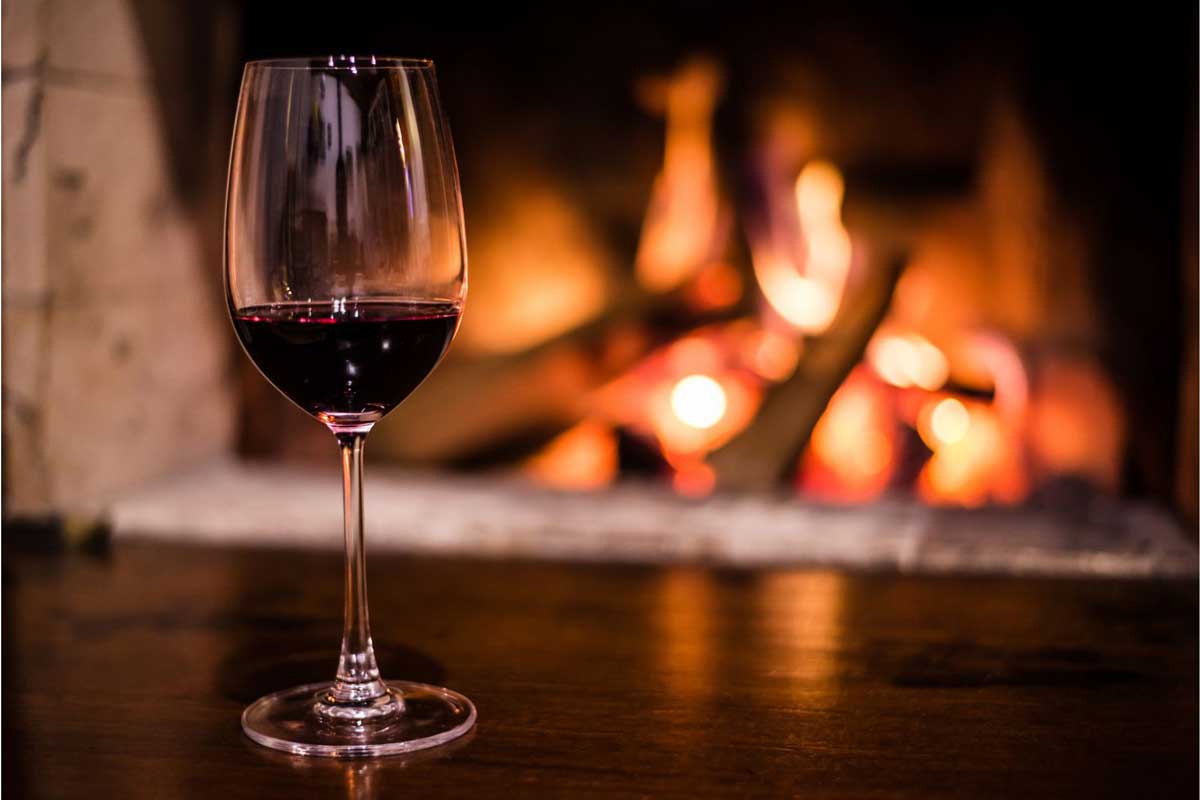 Winter-Wines-fireplace
